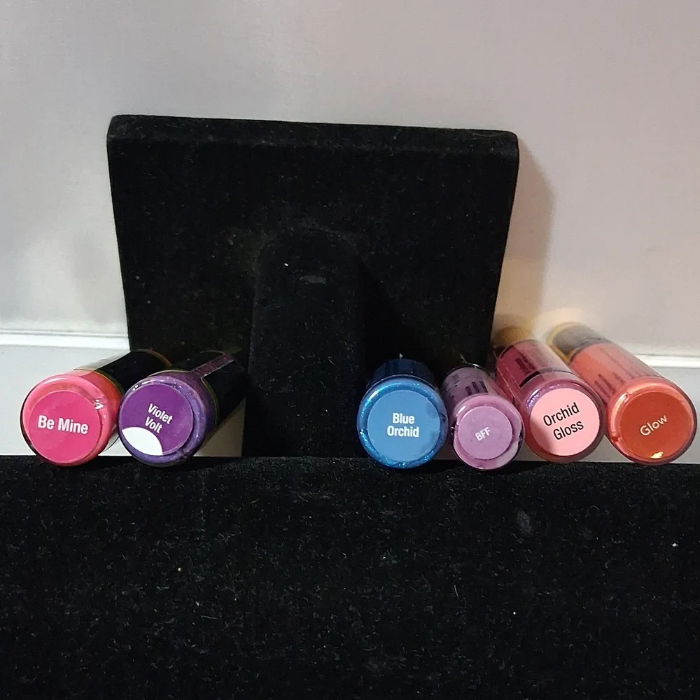 LipSense bundle - Picture 3 of 4